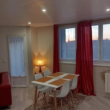Appartement Confortable Dreux Buitenkant foto